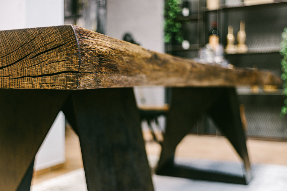 DINING TABLE 366