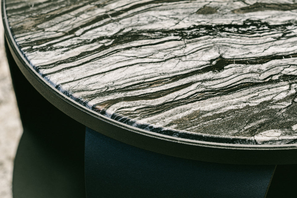 COFFEE TABLE 372