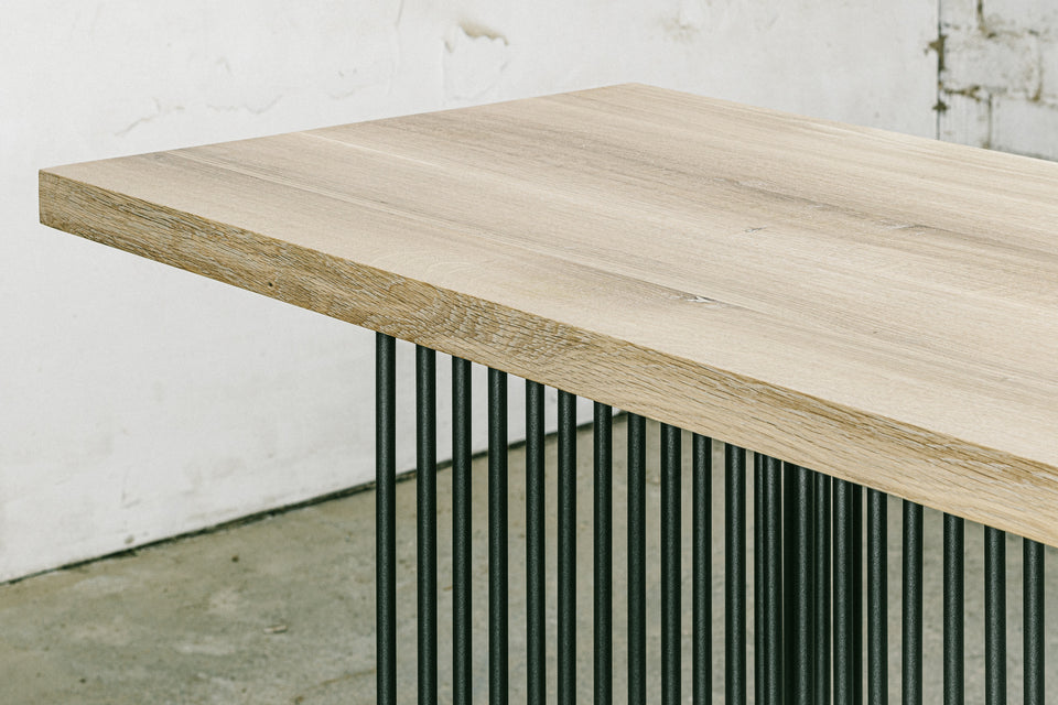DINING TABLE 384