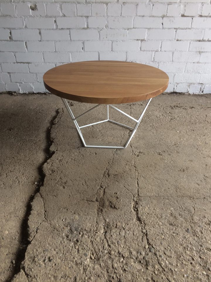 COFFEE TABLE 037
