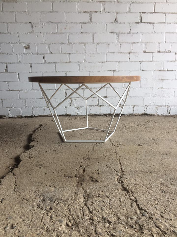 COFFEE TABLE 037
