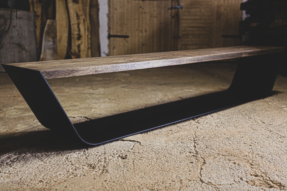 TV TABLE 235