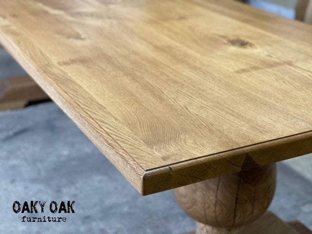 DINING TABLE 507