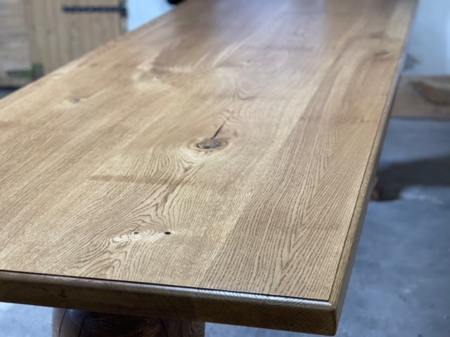 DINING TABLE 507