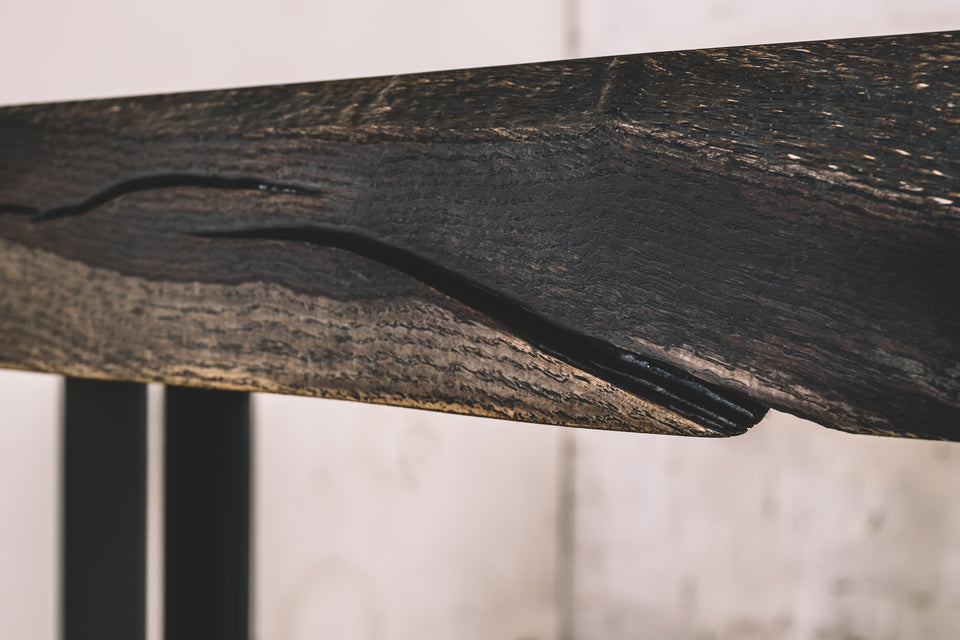 DINING TABLE 067