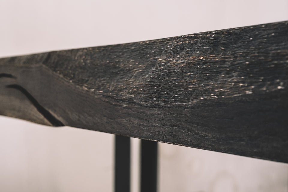 DINING TABLE 067