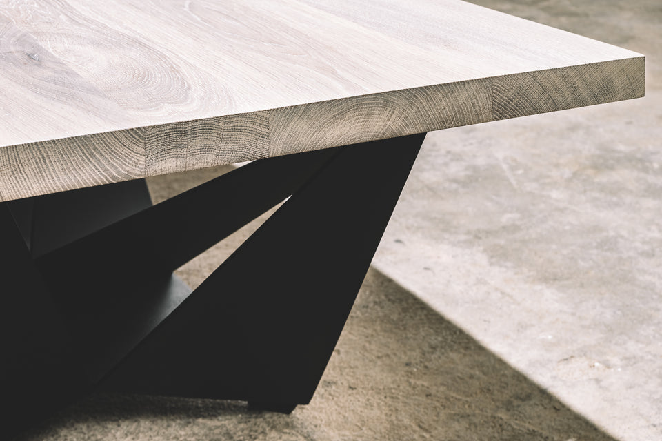 COFFEE TABLE 153