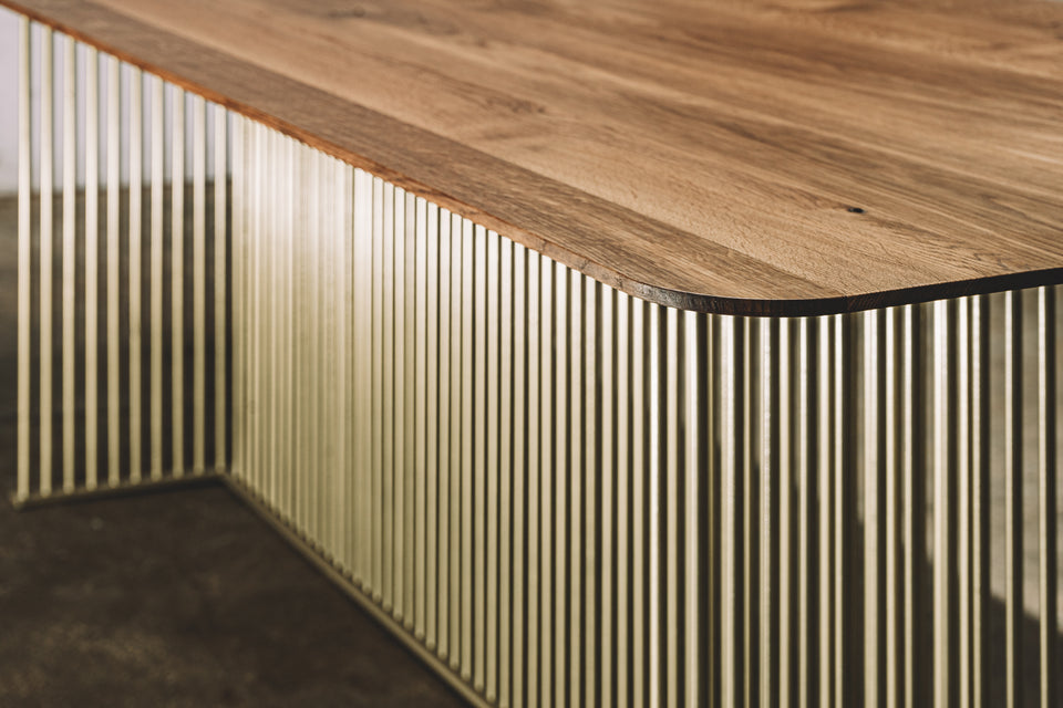 DINING TABLE 157