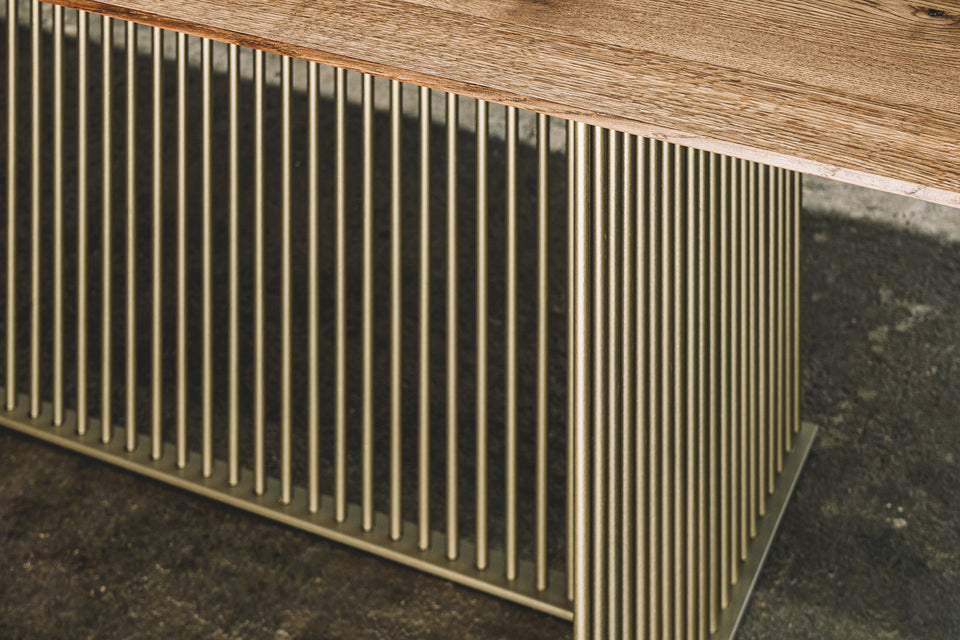 DINING TABLE 157
