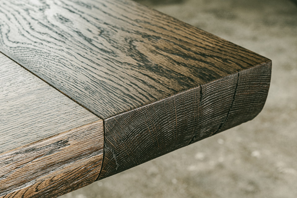 DINING TABLE 405
