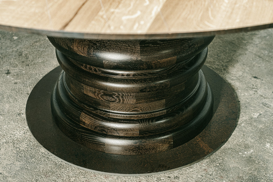DINING TABLE 401