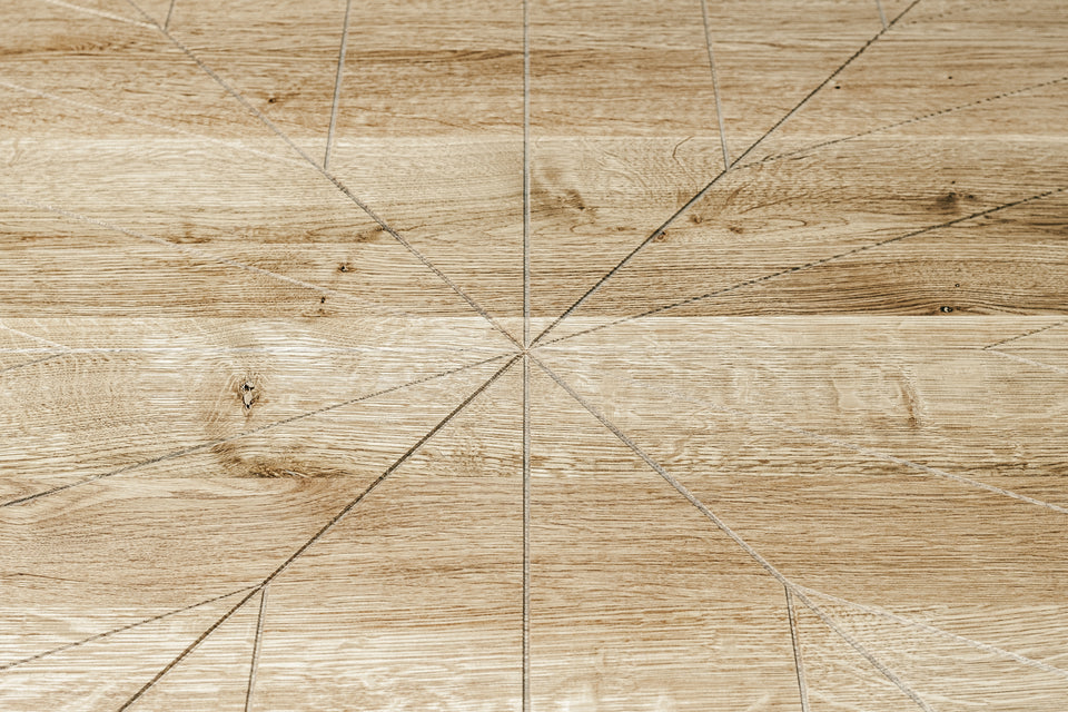 DINING TABLE 401