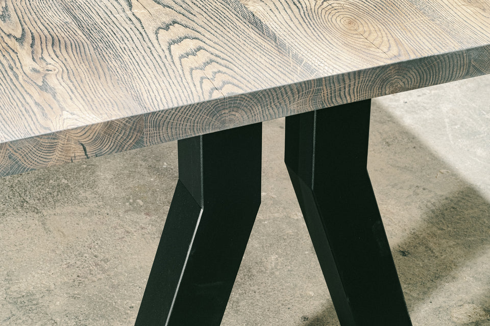 DINING TABLE 415