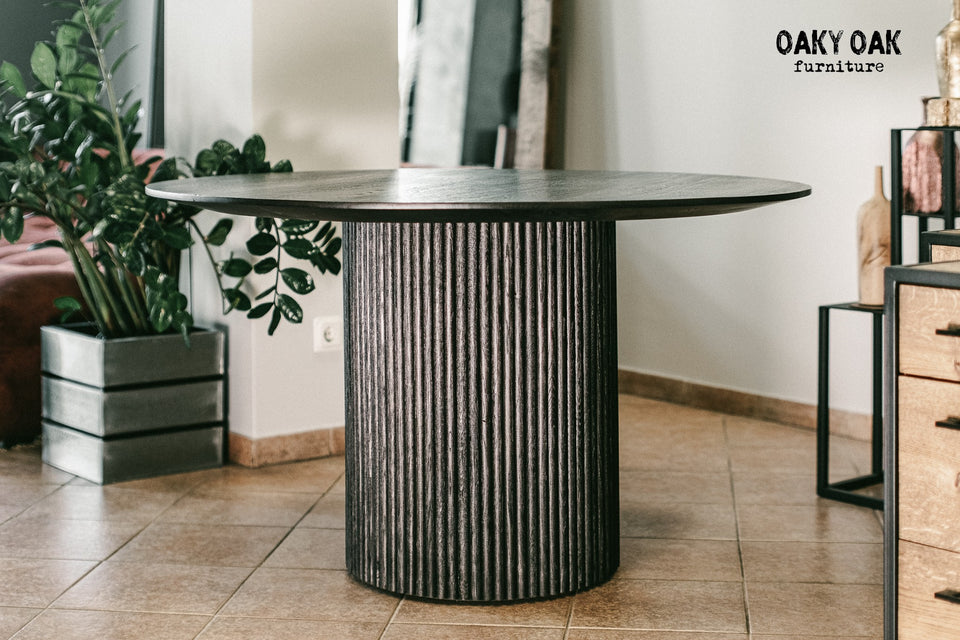 DINING TABLE 563