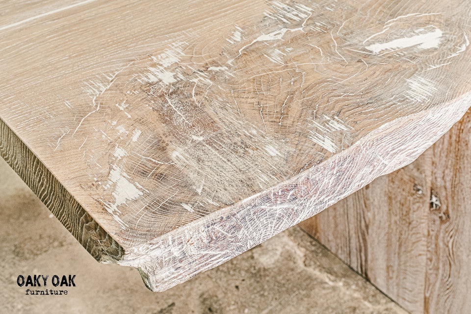 DINING TABLE 504