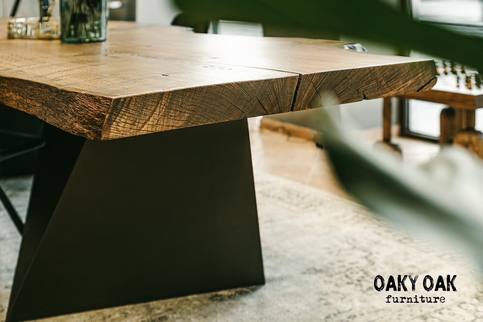 DINING TABLE 524