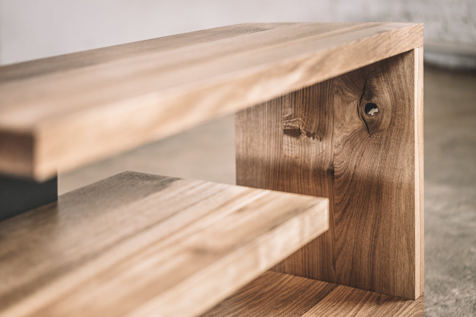 TV TABLE 093