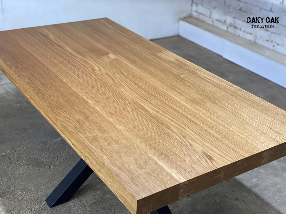 DINING TABLE 252