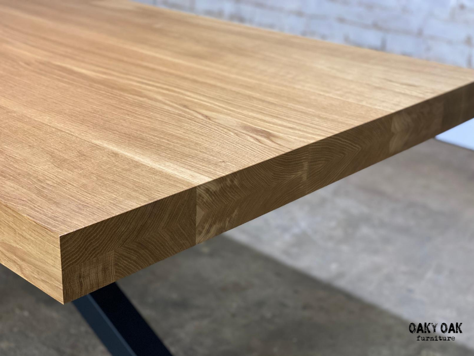 DINING TABLE 252