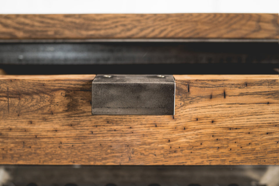 CHEST OF DRAWERS 026