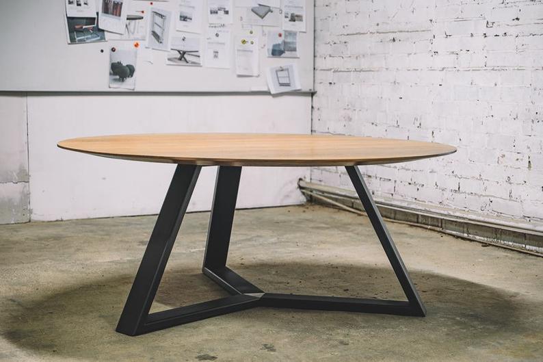 DINING TABLE 132