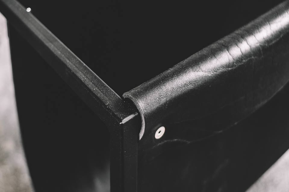 COFFEE TABLE 043