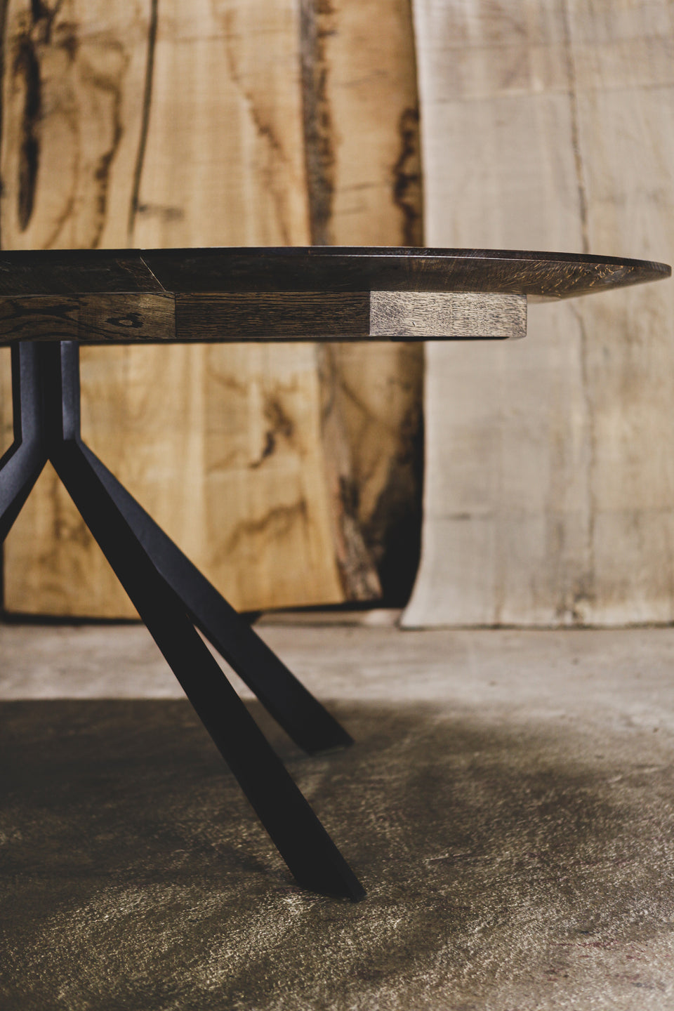 DINING TABLE 2030