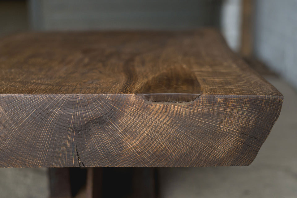 COFFEE TABLE 050