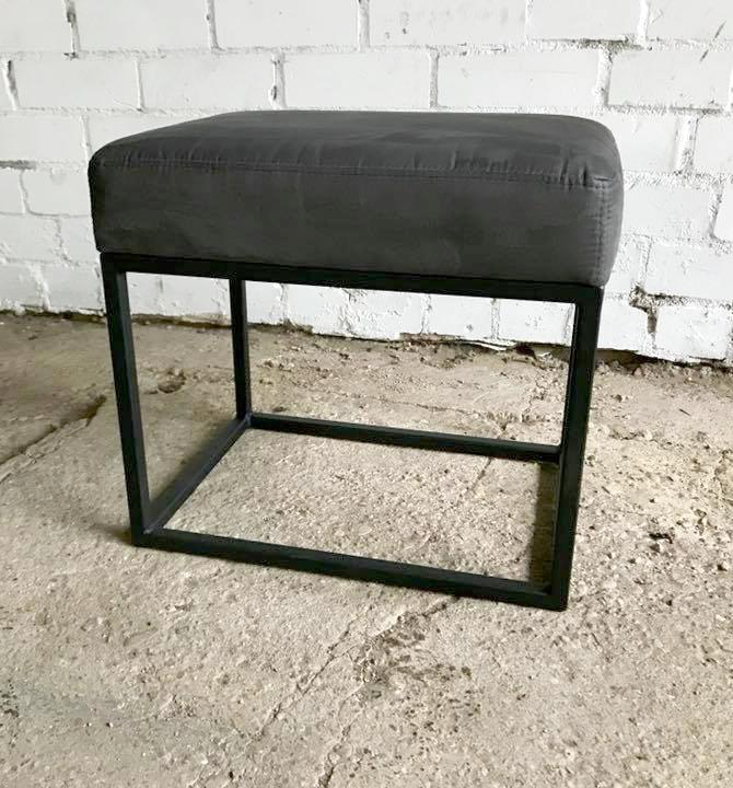 CHAIR 025