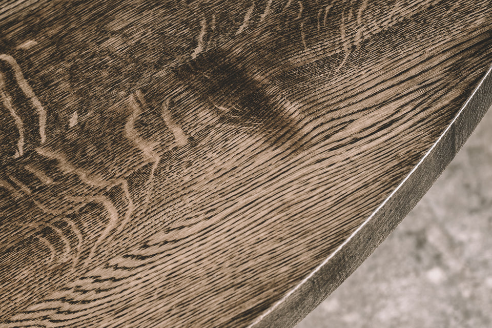 DINING TABLE 068