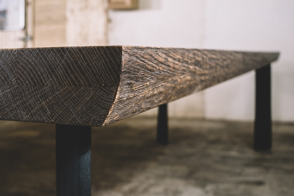 DINING TABLE 063