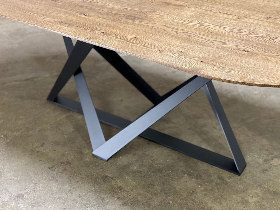 DINING TABLE 352