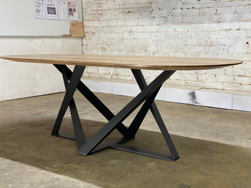 DINING TABLE 352