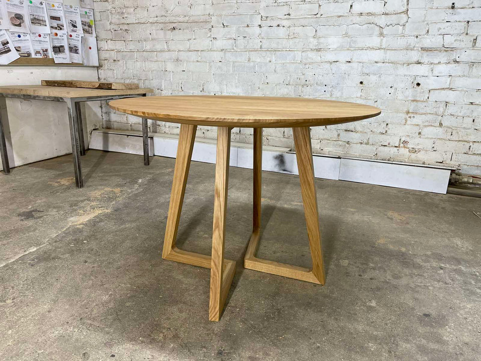 DINING TABLE 419