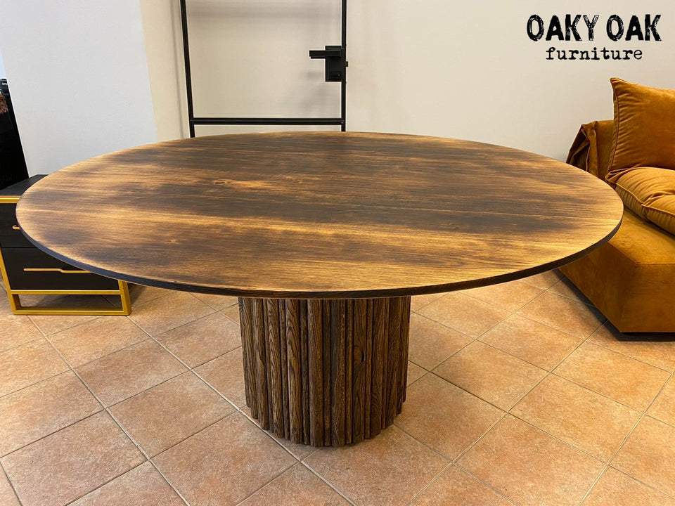 DINING TABLE 440