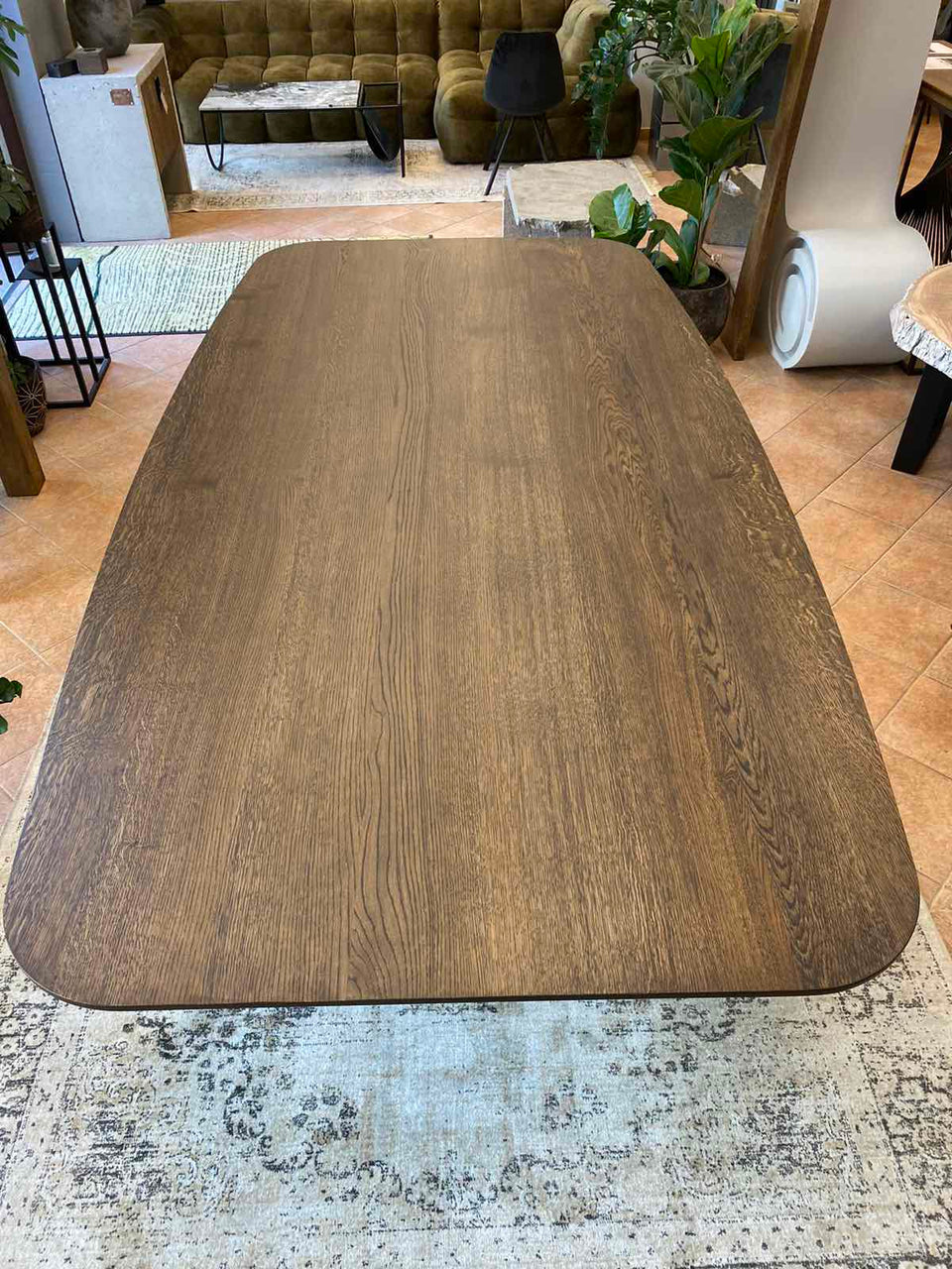 DINING TABLE 444