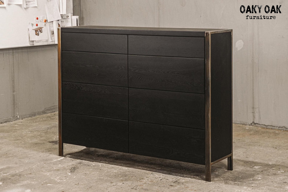 OAK CHEST OF DRAWERS 853