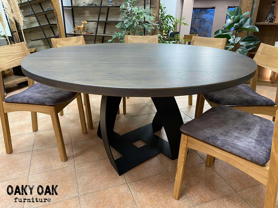 OAK ROUND DINING TABLE 870
