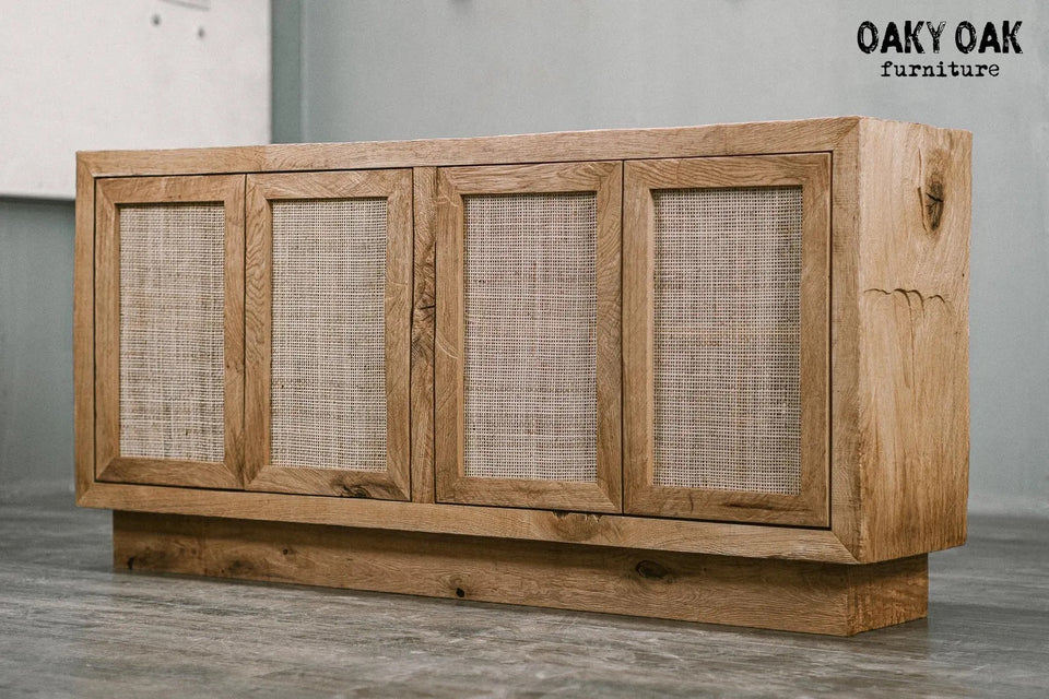 OAK CHEST OF DRAWERS 855