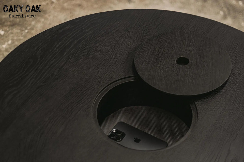 ROUND OAK COFFEE TABLE 888