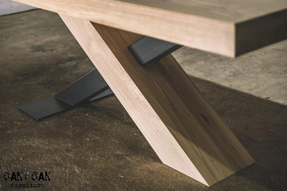 OAK DINING TABLE 869