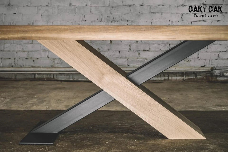 OAK DINING TABLE 869