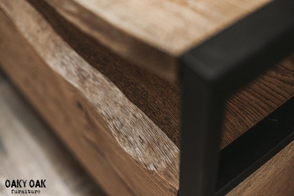 OAK TV CONSOLE 860