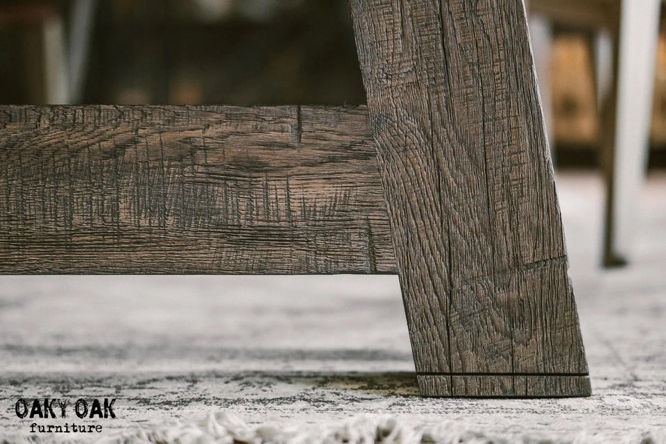 OAK DINING TABLE 873