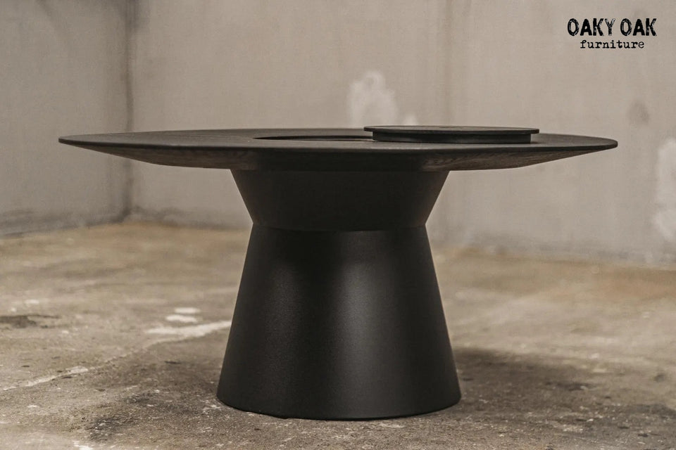 ROUND OAK COFFEE TABLE 888