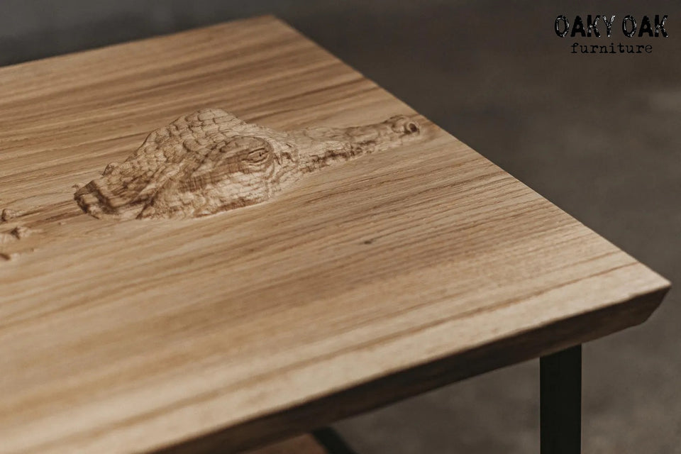 OAK COFFEE TABLE 885