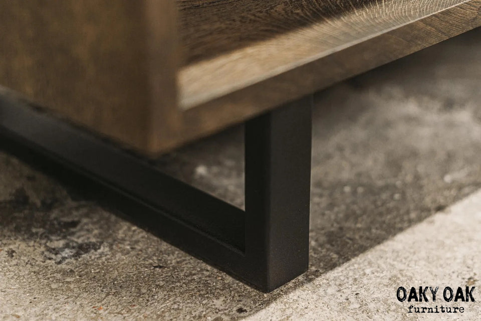 OAK TV TABLE 863