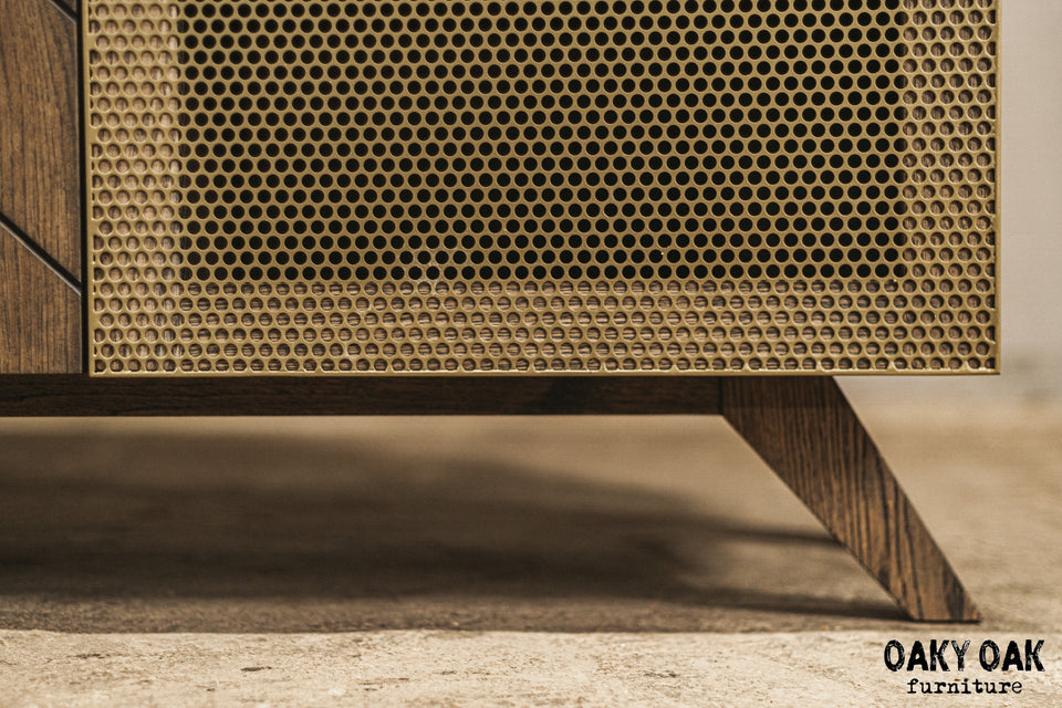 OAK SIDEBOARD WITH METAL MESH DOORS 890