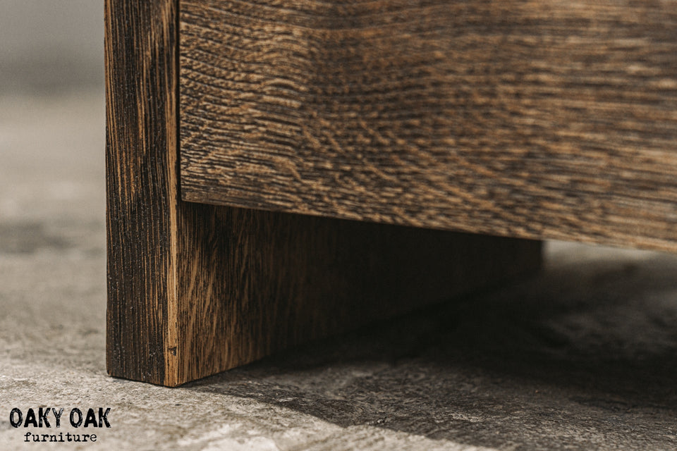 OAK CHEST DRAWERS 895