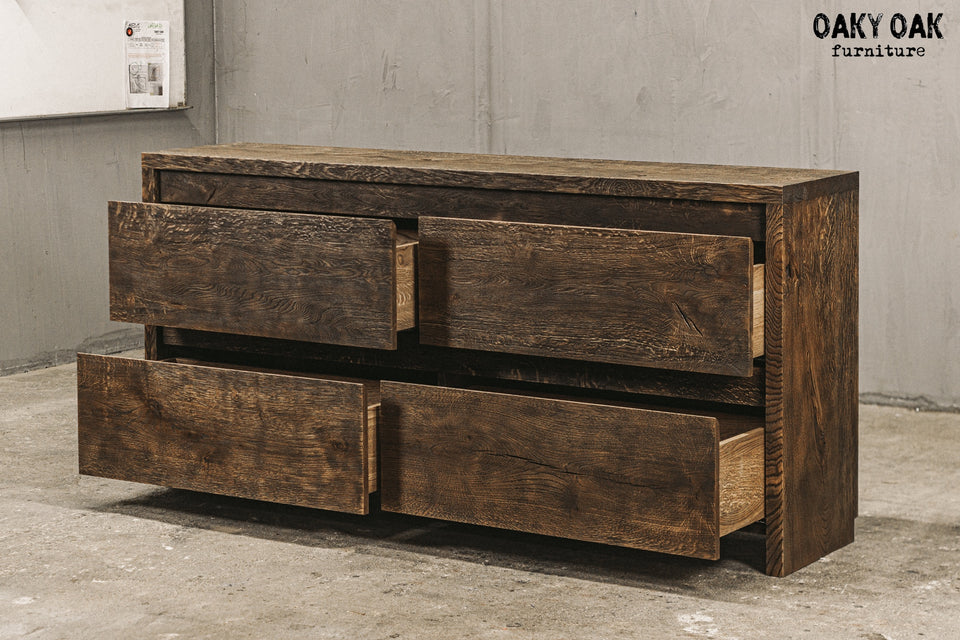 OAK CHEST DRAWERS 895